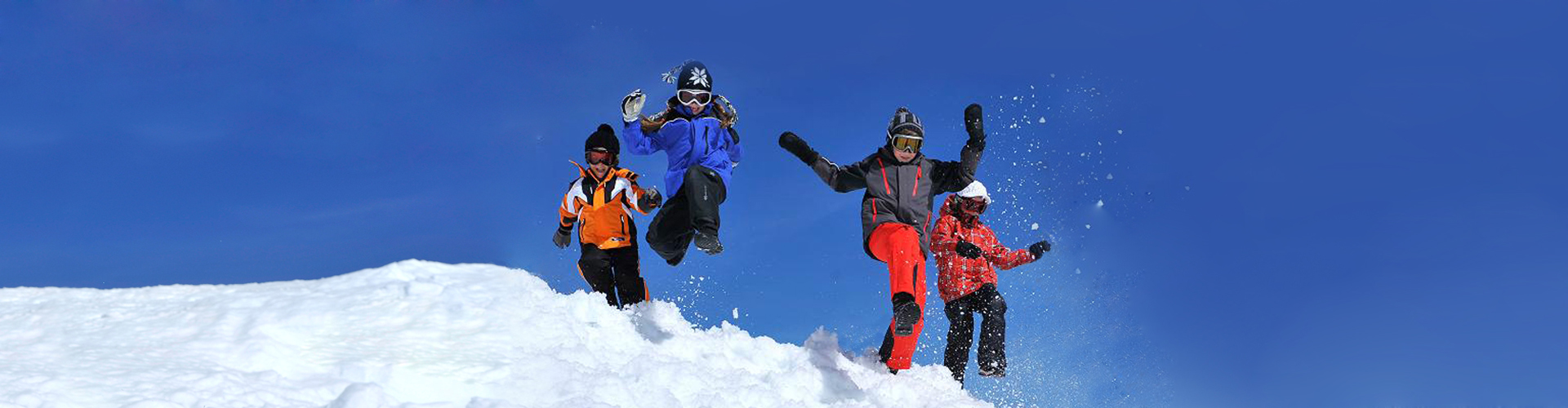 zimní aktivity - lyžařská škola, dětský park, půjčovna lyží a snowboardů, skiservis
