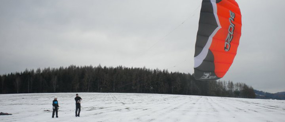 Snowkiting